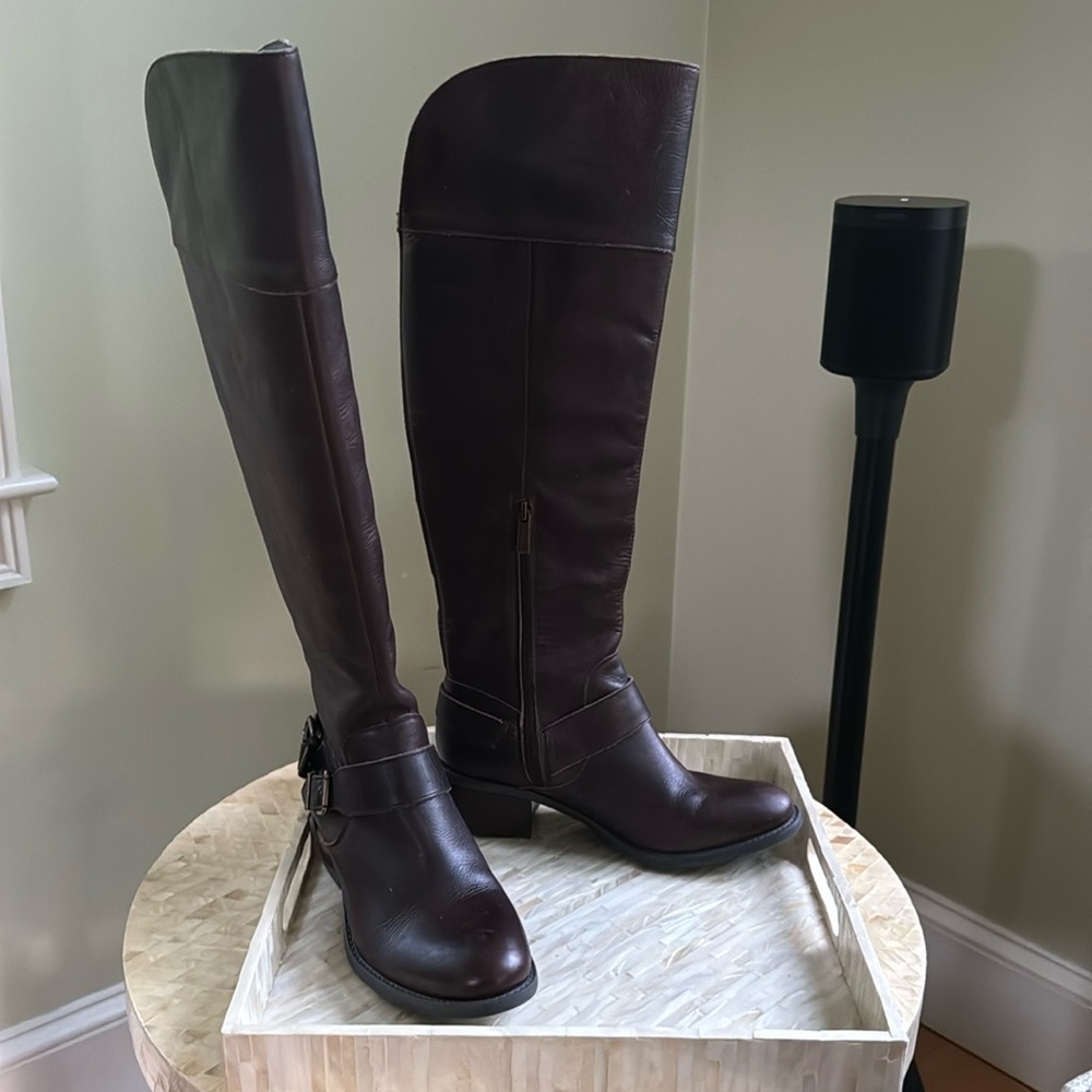 Vince Camuto brown leather boots size 7.5